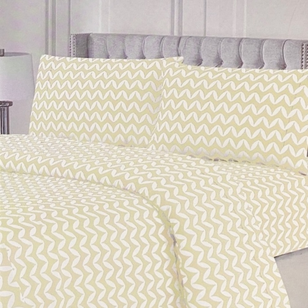 ⭐️SEE NEW LISTING⭐️King 4pc French Vanilla Wave Bedsheets - Picture 1 of 5